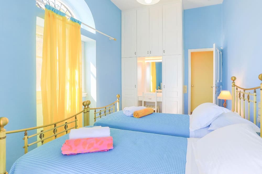 Photo of Bedroom in Katavolos