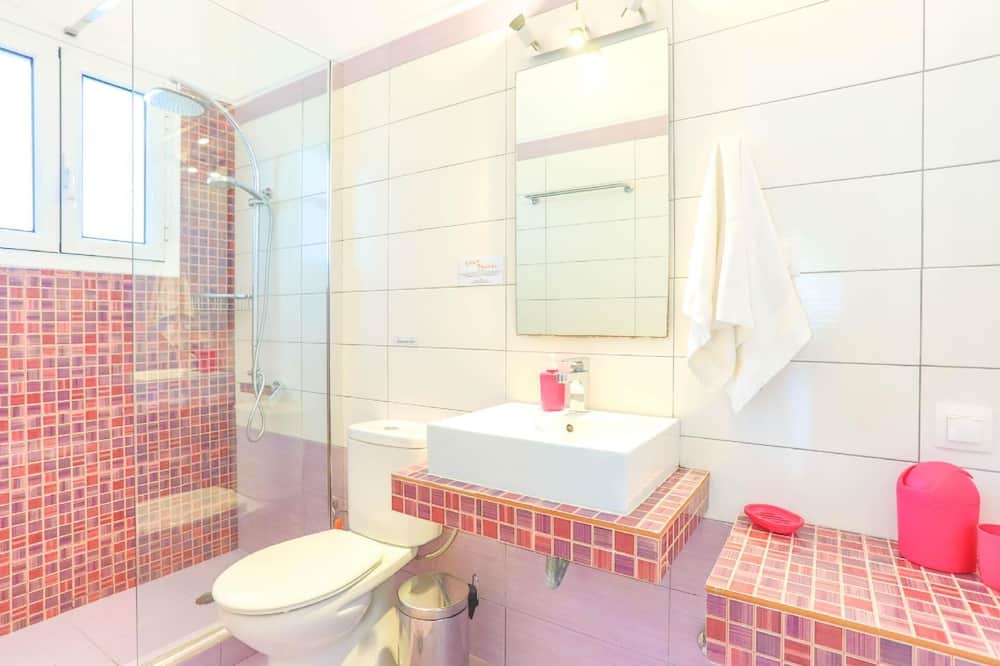 Photo of Bathroom in Agni