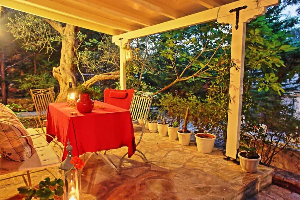 Photo of Patio Balcony in Katsimatika