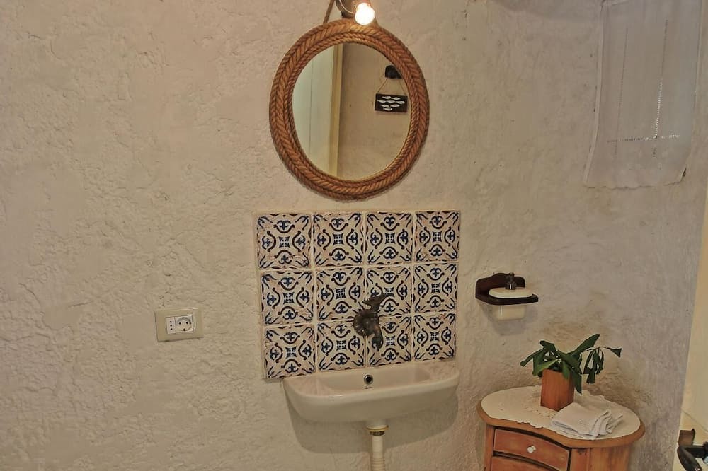 Photo of Bathroom in Katsimatika