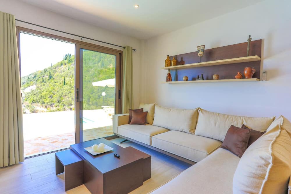 Photo of Livingroom in Agni