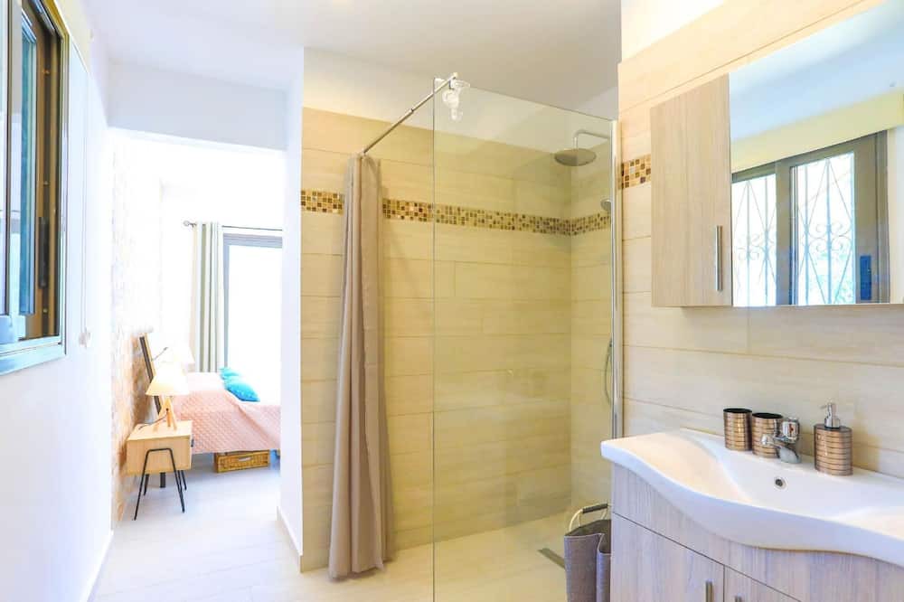 Photo of Bathroom in Agni