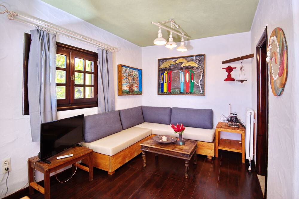 Photo of Livingroom in Alonissos