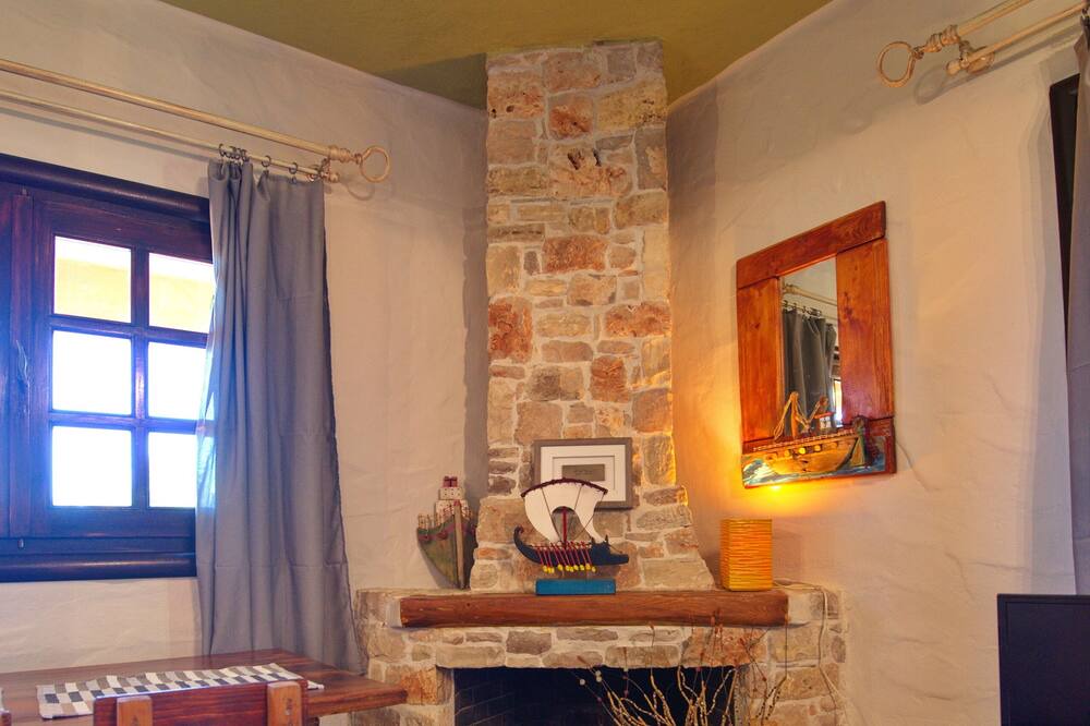 Photo of Livingroom in Alonissos