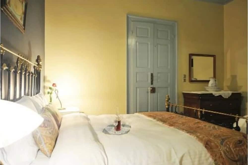 Photo of Bedroom in Galaxidi