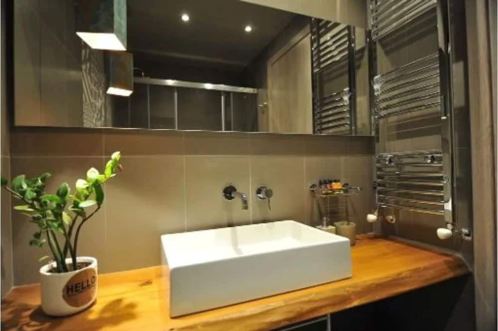 Photo of Bathroom in Galaxidi