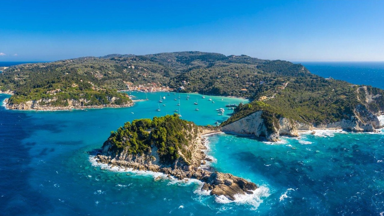 Photo of Others in Paxos