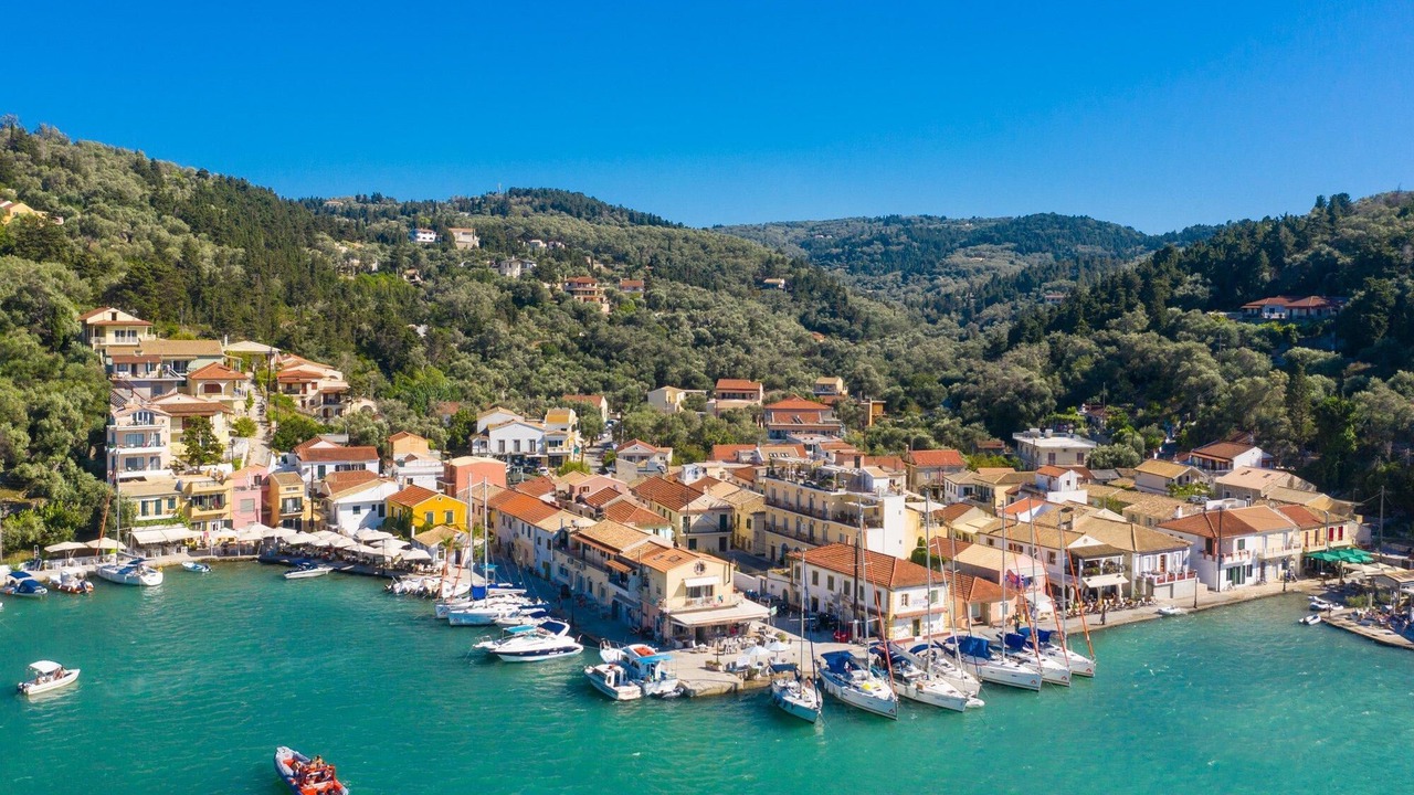 Photo of Others in Lakka