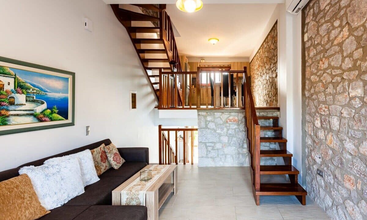 Photo of Livingroom in Paralio Astros
