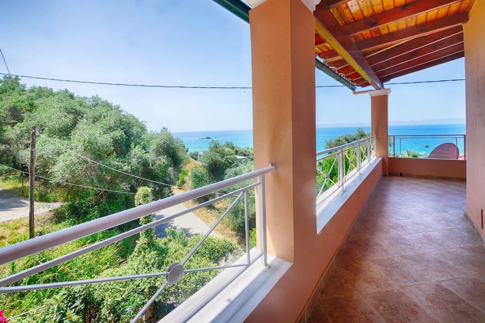 Photo of Patio Balcony in Pelekas