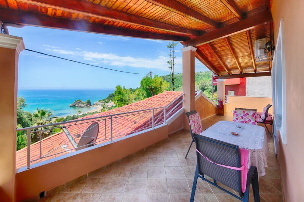 Photo of Patio Balcony in Pelekas