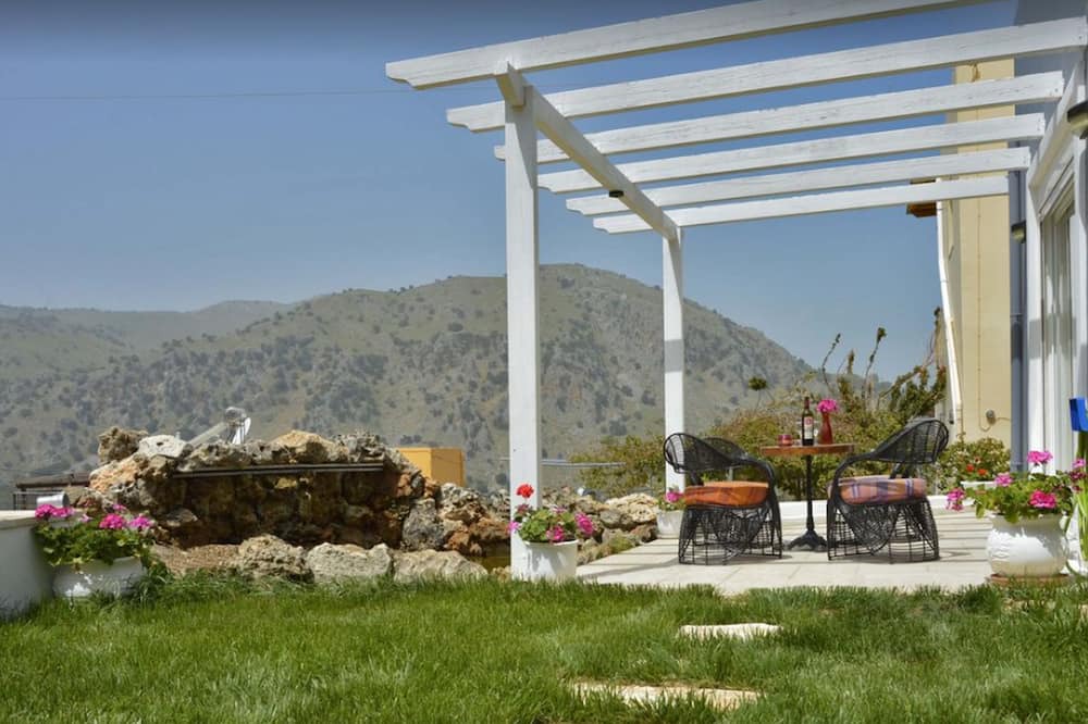 Photo of Outdoor in Kavallos