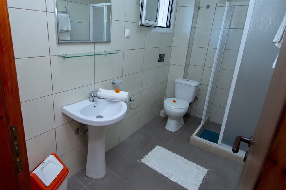 Photo of Bathroom in Roda