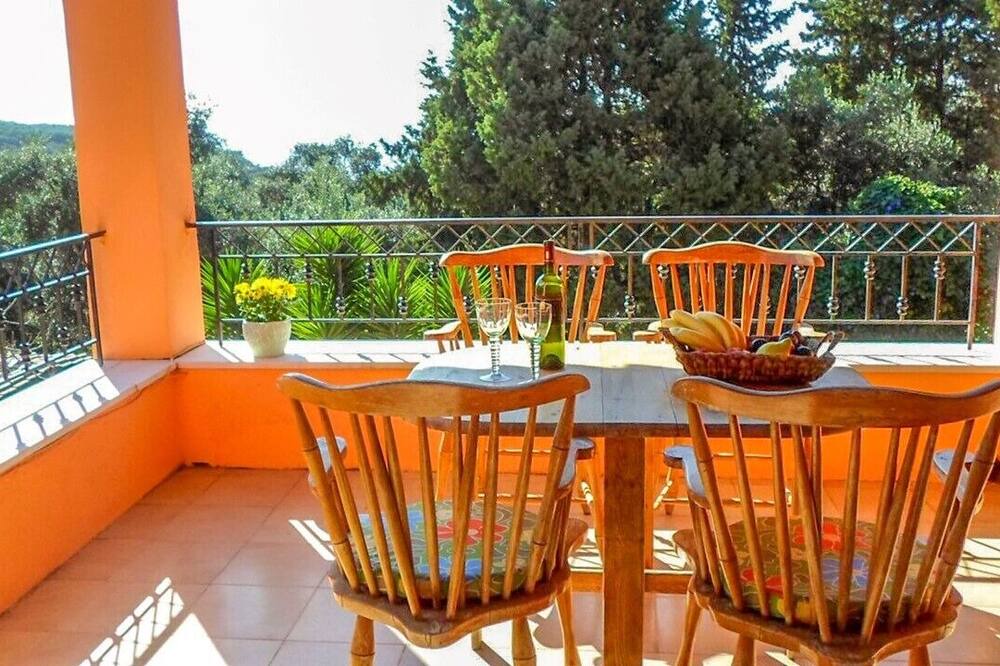Photo of Patio Balcony in Skala