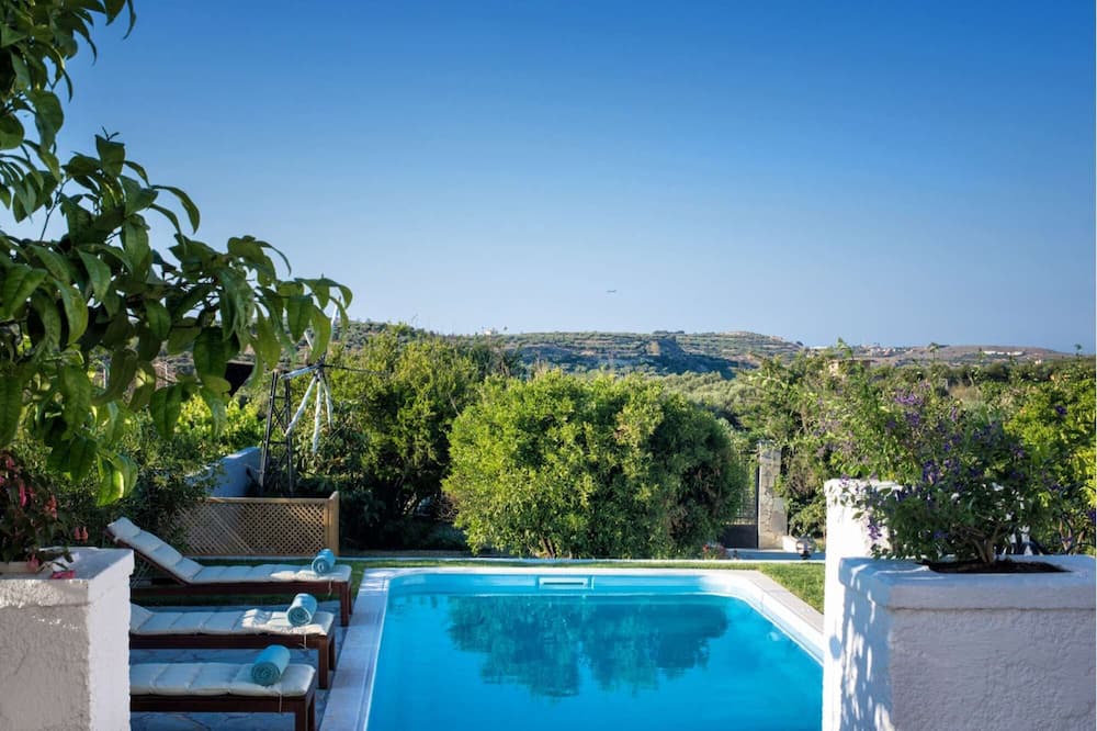 Photo of Outdoor in Episkopi