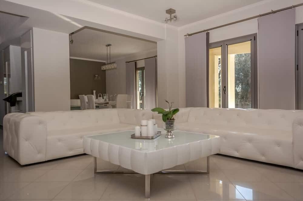 Photo of Livingroom in Kavos