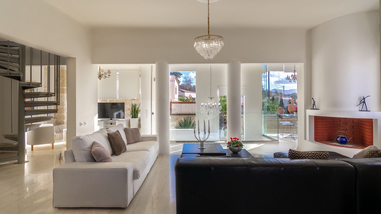 Photo of Livingroom in Armenoi