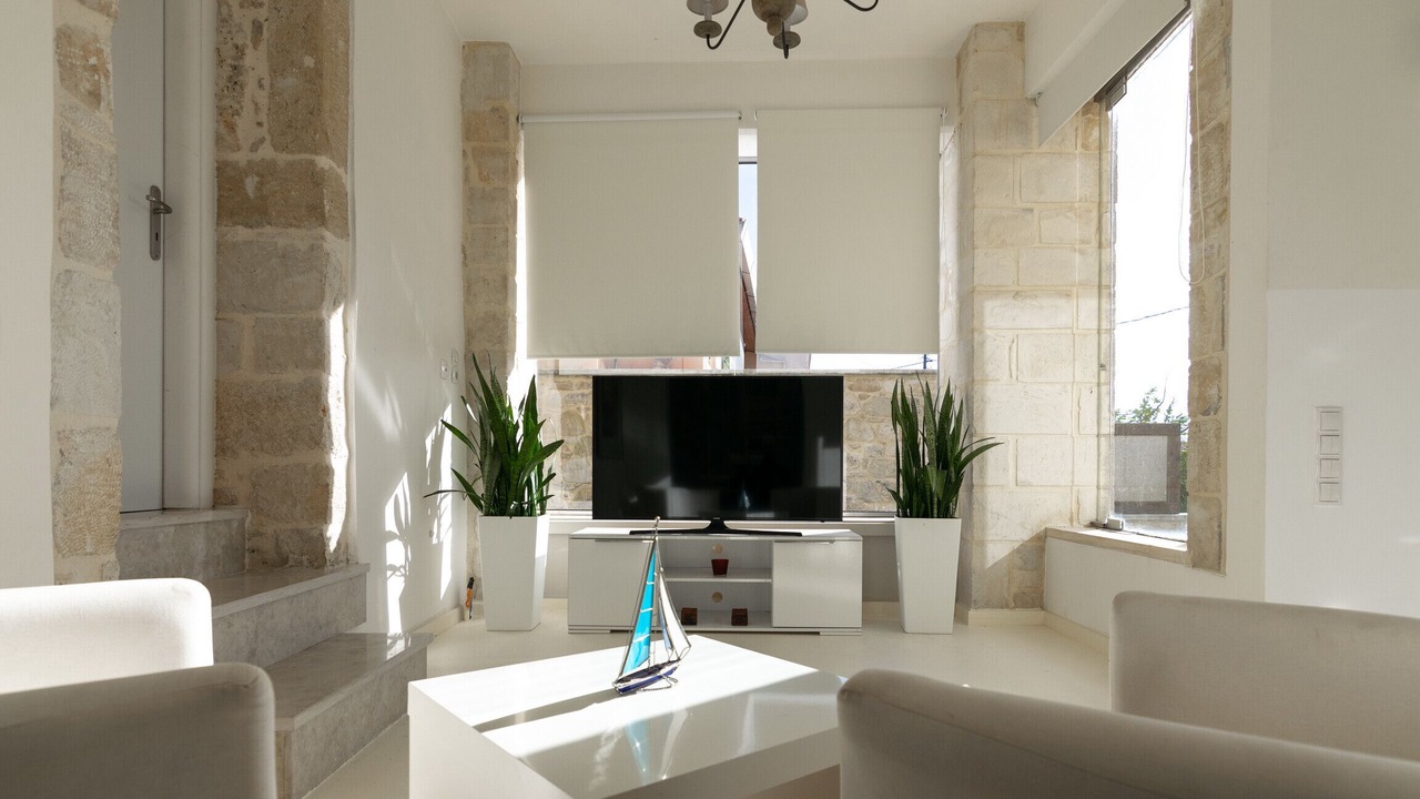 Photo of Livingroom in Armenoi