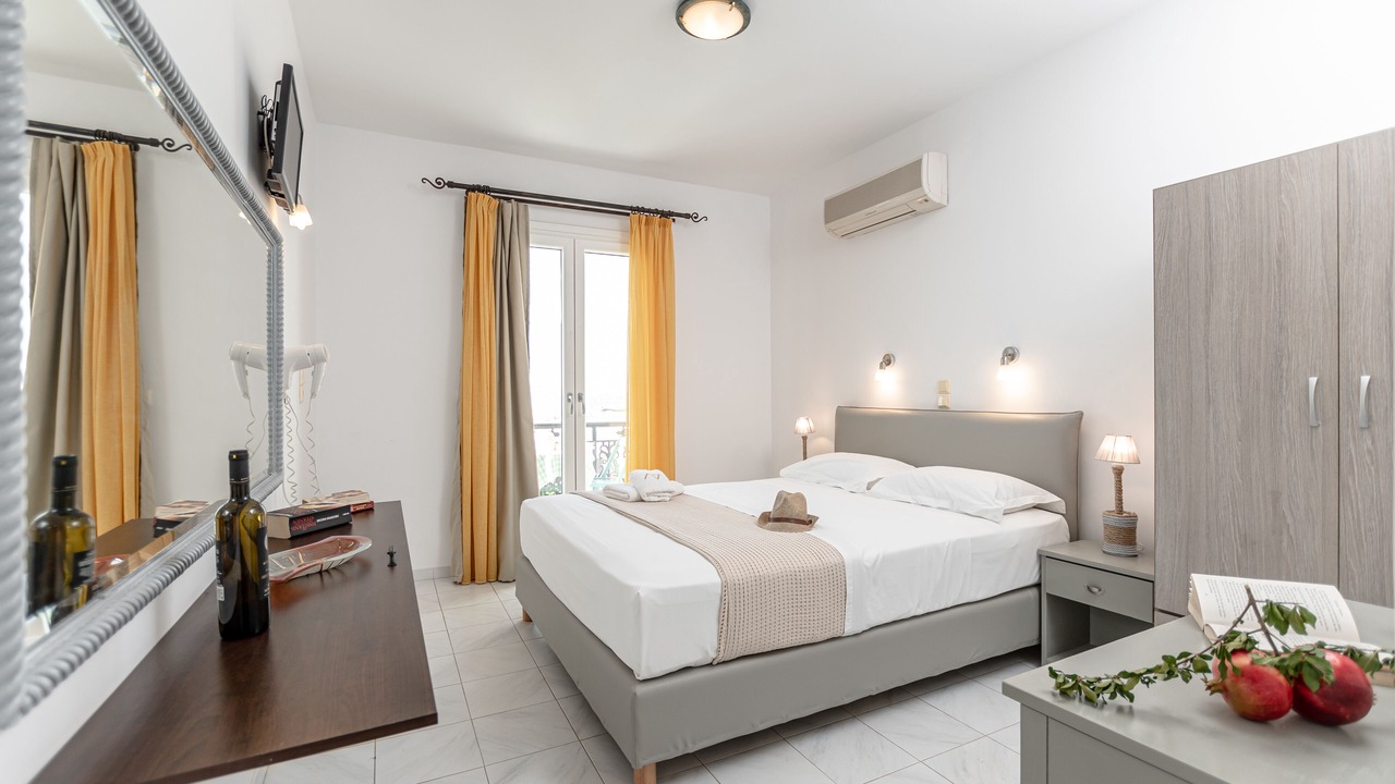 Photo of Bedroom in Agia Anna