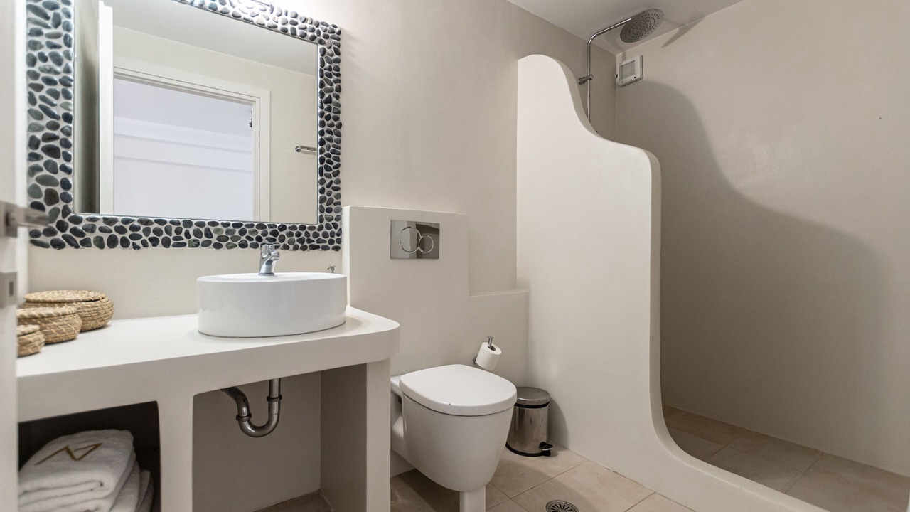 Photo of Bathroom in Agia Anna