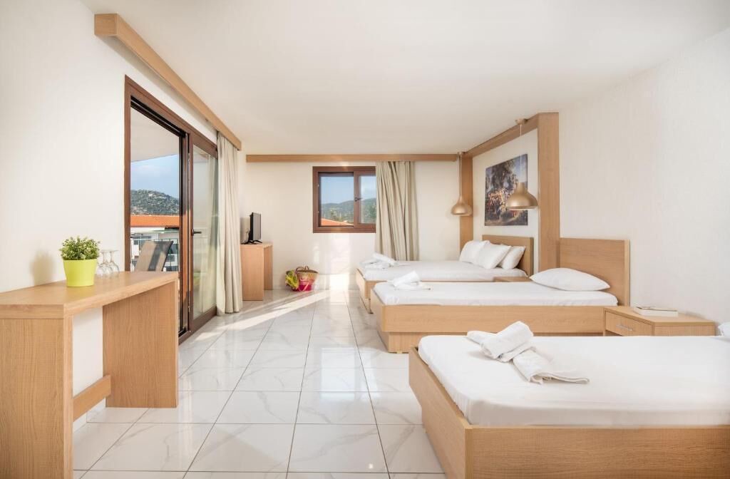 Photo of Bedroom in Toroni