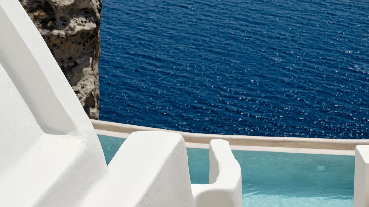 Photo of Bedroom in Oia