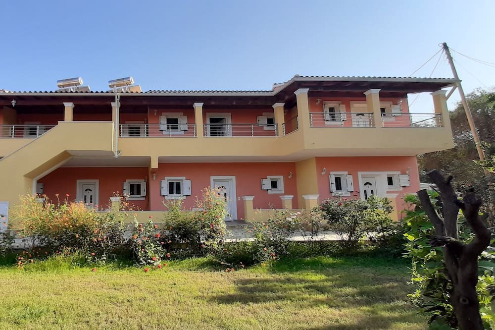 Photo of Outdoor in Roda
