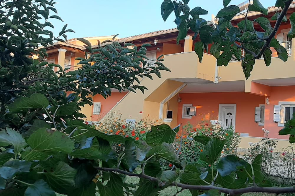 Photo of Outdoor in Roda