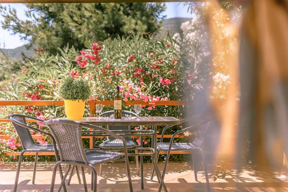 Photo of Patio Balcony in Lavreotiki