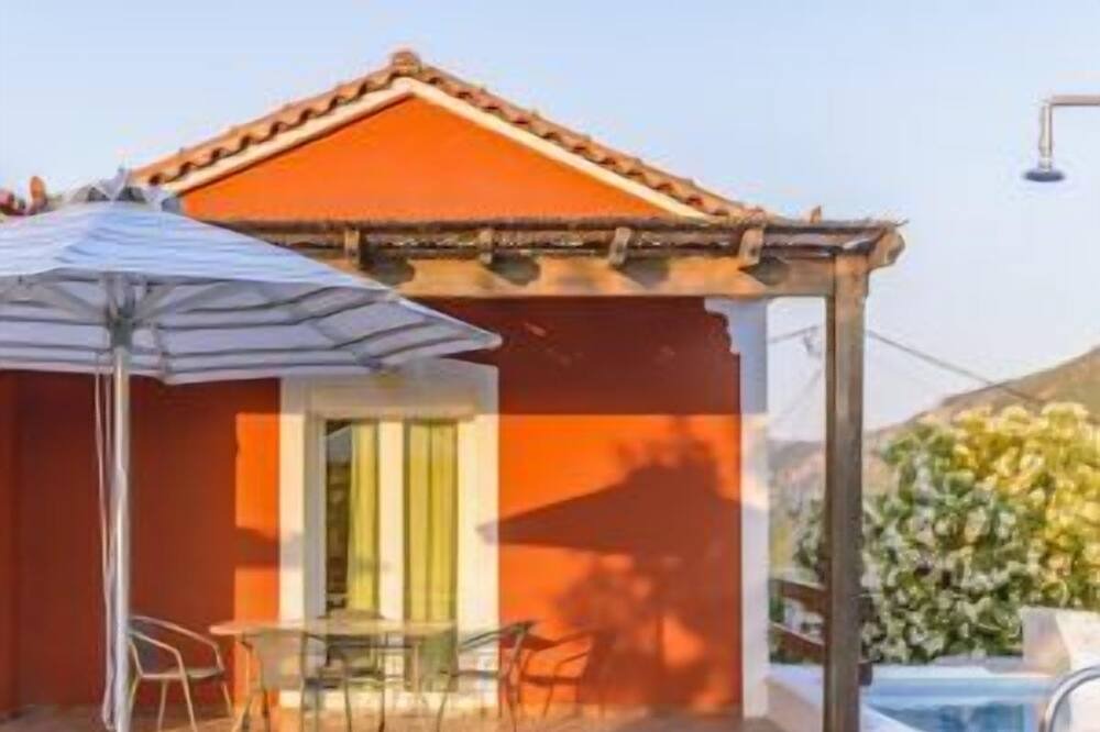 Photo of Patio Balcony in Lavreotiki