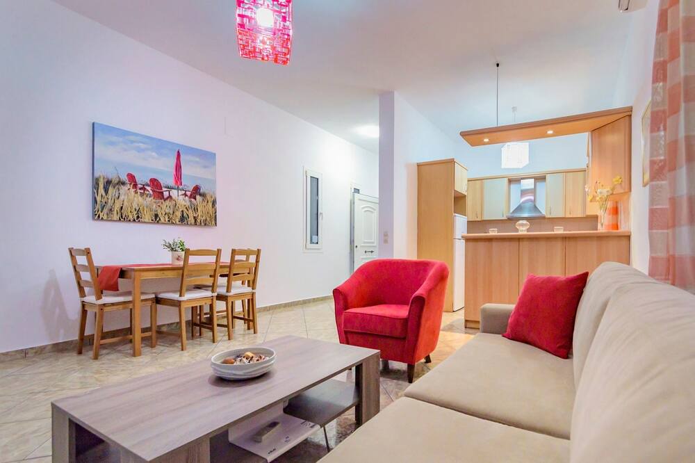Photo of Livingroom in Lavreotiki