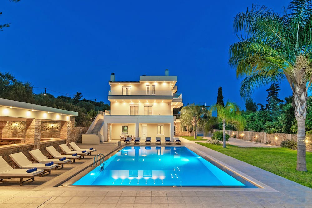 Photo of Outdoor in Souda