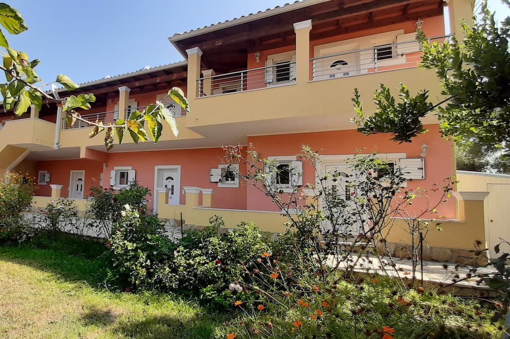 Photo of Outdoor in Roda