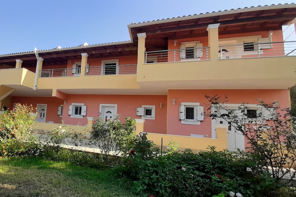 Photo of Outdoor in Roda