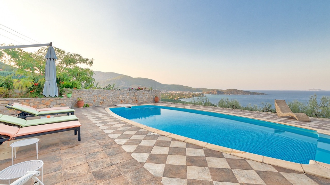 Photo of Outdoor in Melissopetra