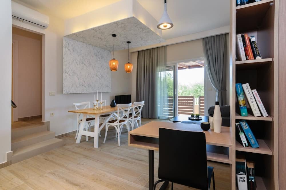 Photo of Livingroom in Platanos