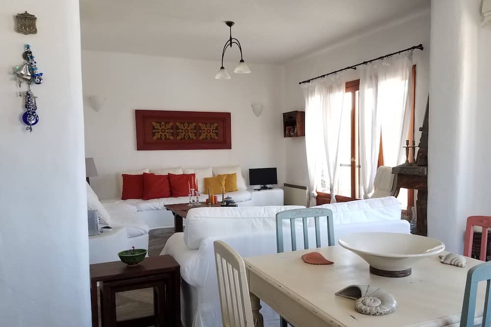 Photo of Bedroom in Koundouros