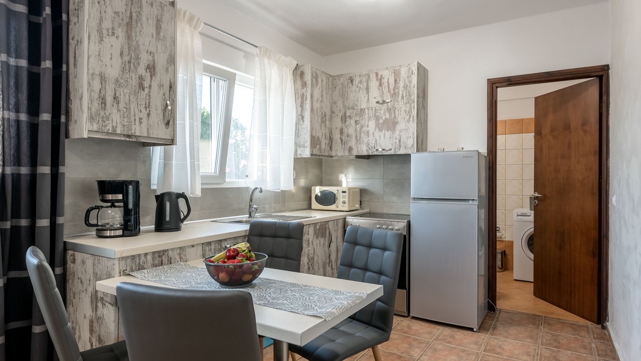 Photo of Kitchen in Alikianos