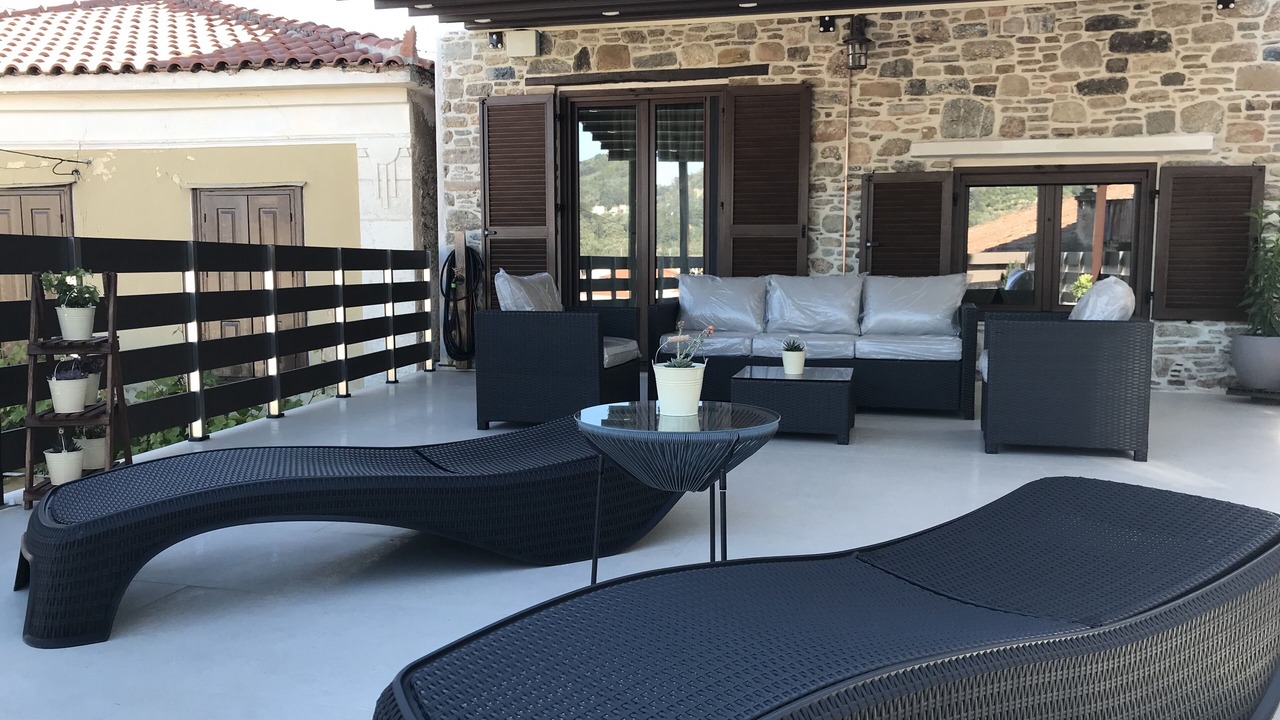 Photo of Patio Balcony in Karlovassi