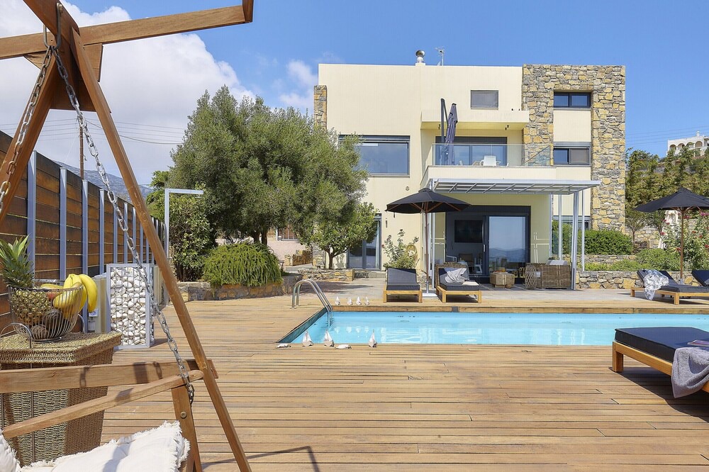 Photo of Outdoor in Agia Pelagia
