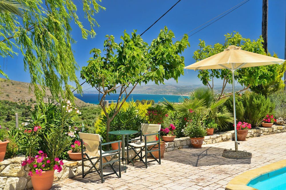 Photo of Patio Balcony in Exopoli