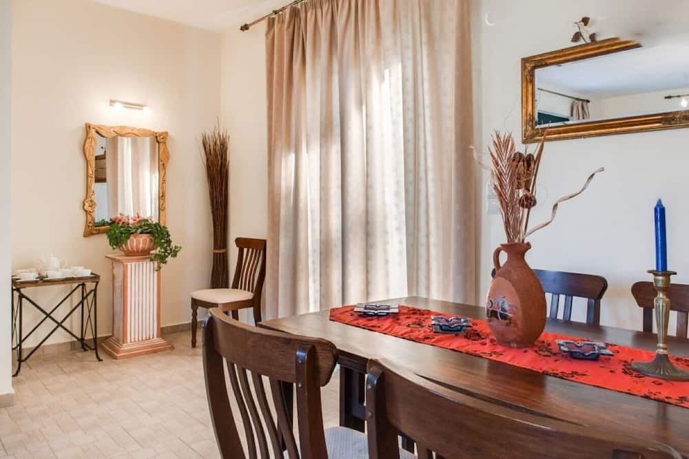 Photo of Kitchen in Exopoli