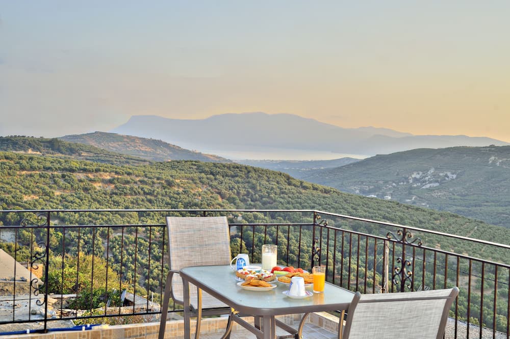 Photo of Patio Balcony in Milia