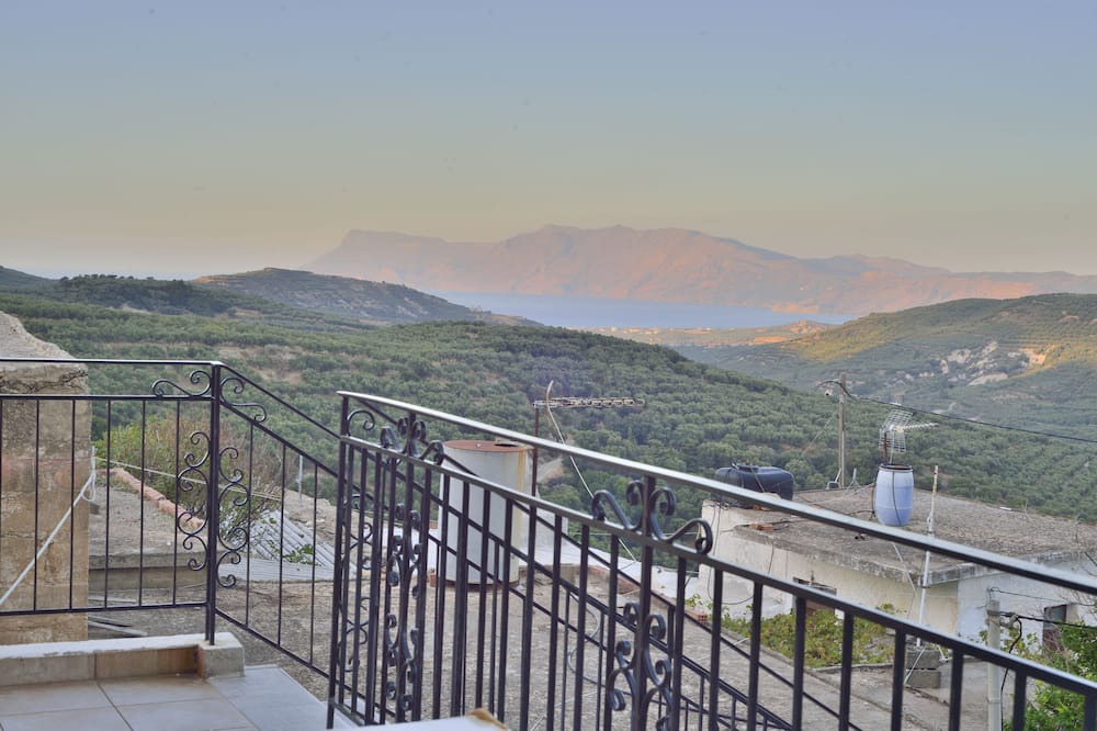 Photo of Patio Balcony in Milia