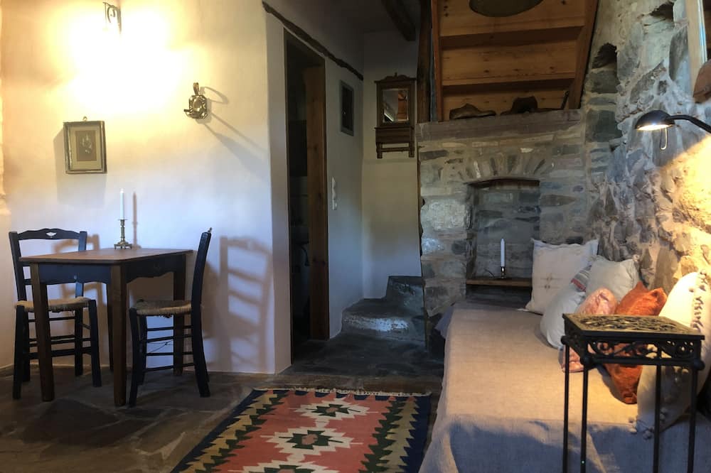 Photo of Bedroom in Volissos