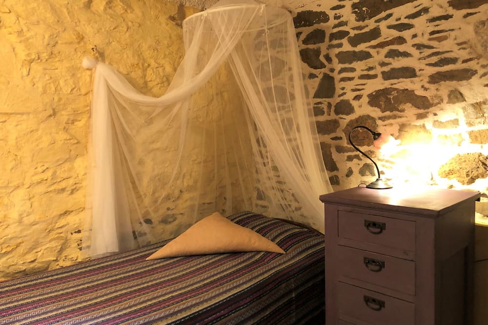 Photo of Bedroom in Volissos