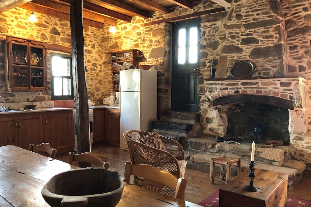 Photo of Livingroom in Volissos