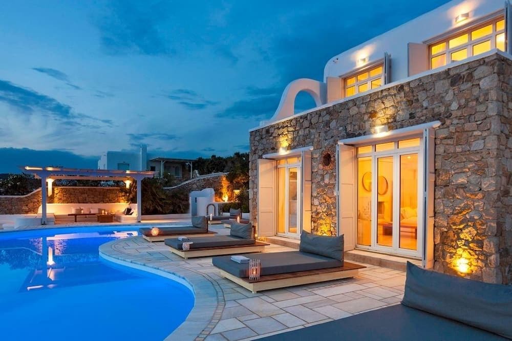 Photo of Outdoor in Ano Mera