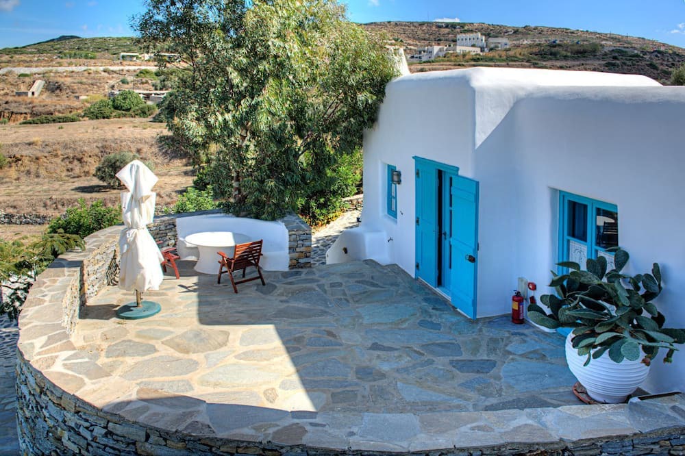 Photo of Patio Balcony in Vivlos