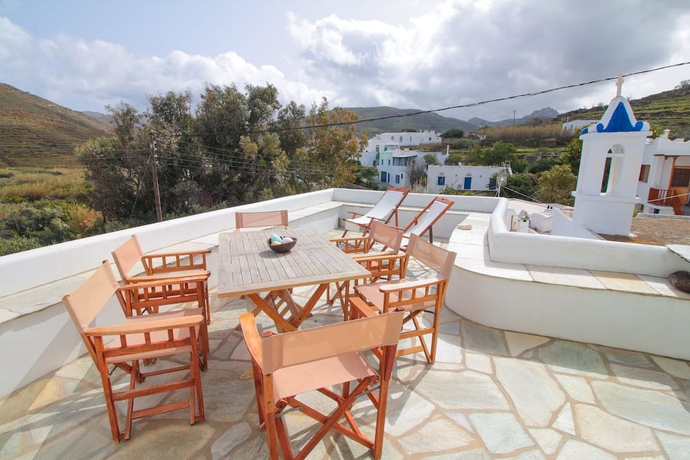 Photo of Patio Balcony in Exomvourgo